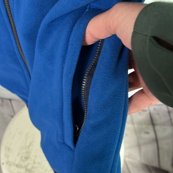 Southern Tide Fleece Vest Large NWT Blue Lake color Zip up - Picture 5 of 6